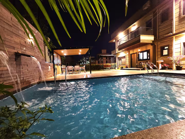 Zen Zephyre Villa private pool in Panchgani
